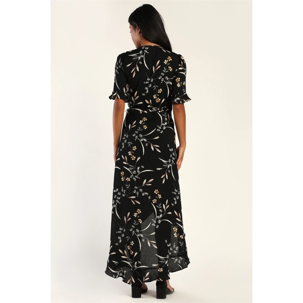 NWT Lulu’s Wild Winds Black Floral Print High Low Midi Wrap Dress Sz S - Picture 2 of 15